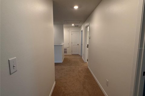 Casa en venta en Wesley Chapel, Florida, 6 dormitorios, 308.99 m2 № 2215907 - foto 30