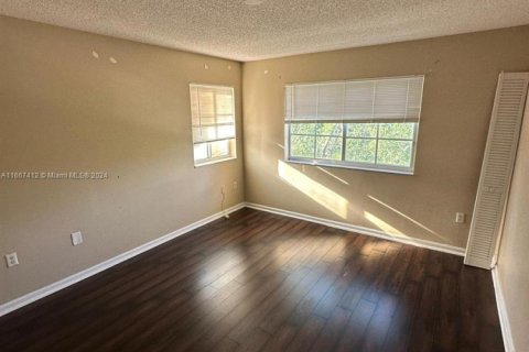 Copropriété à vendre à Coconut Creek, Floride: 2 chambres, 89.84 m2 № 1979037 - photo 28