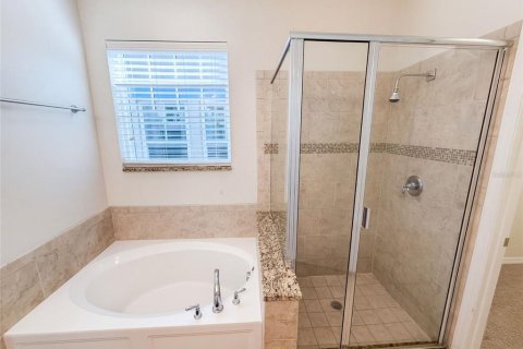 House in Orlando, Florida 3 bedrooms, 172.71 sq.m. № 2389027 - photo 24