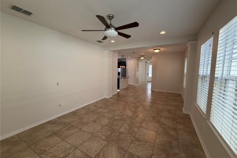 House in Orlando, Florida 3 bedrooms, 172.71 sq.m. № 2389027 - photo 10