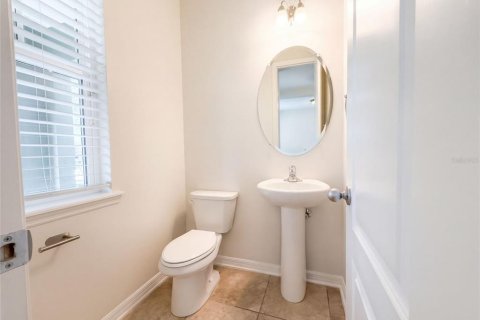 House in Orlando, Florida 3 bedrooms, 172.71 sq.m. № 2389027 - photo 27