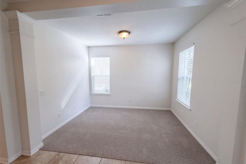 House in Orlando, Florida 3 bedrooms, 172.71 sq.m. № 2389027 - photo 13