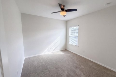 House in Orlando, Florida 3 bedrooms, 172.71 sq.m. № 2389027 - photo 18