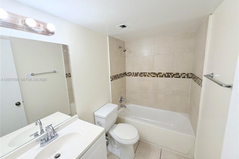 Condominio en venta en Miami, Florida, 2 dormitorios, 109.16 m2 № 2244717 - foto 12