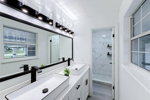 Villa ou maison à vendre à Haines City, Floride: 3 chambres, 146.04 m2 № 2406883 - photo 28