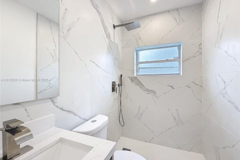 Casa en venta en North Miami, Florida, 3 dormitorios № 1770486 - foto 21