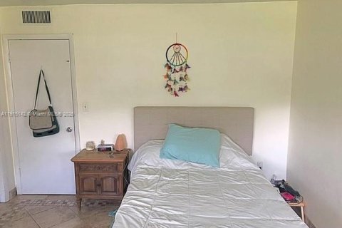 Copropriété à louer à Miami, Floride: 1 chambre, 65.03 m2 № 1970733 - photo 11