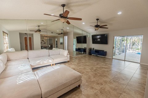 Casa en venta en Port St. Lucie, Florida, 3 dormitorios, 143.63 m2 № 2078160 - foto 4