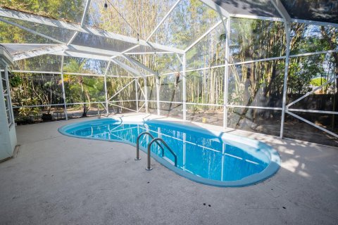 Casa en venta en Port St. Lucie, Florida, 3 dormitorios, 143.63 m2 № 2078160 - foto 2