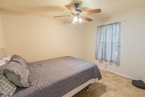 Casa en venta en Port St. Lucie, Florida, 3 dormitorios, 143.63 m2 № 2078160 - foto 11