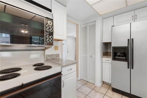 Condo in Palm Coast, Florida, 2 bedrooms  № 2204171 - photo 21