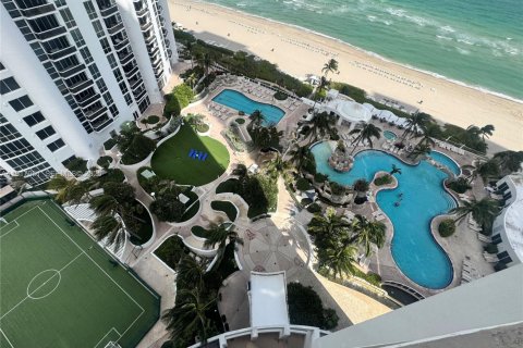 Copropriété à vendre à Sunny Isles Beach, Floride: 61.69 m2 № 1976597 - photo 3