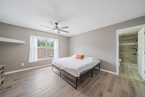 House in Parrish, Florida 4 bedrooms, 148.46 sq.m. № 2092642 - photo 16