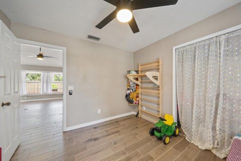 House in Parrish, Florida 4 bedrooms, 148.46 sq.m. № 2092642 - photo 23