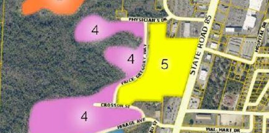 Commercial property in Crestview, Florida № 558066