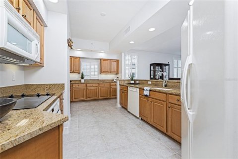 Copropriété à vendre à Punta Gorda, Floride: 3 chambres, 218.41 m2 № 2413587 - photo 12