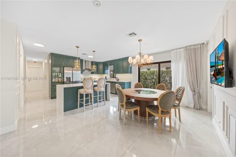 Villa ou maison à vendre à Hollywood, Floride: 3 chambres, 141.77 m2 № 1998879 - photo 4