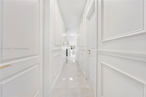 Villa ou maison à vendre à Hollywood, Floride: 3 chambres, 141.77 m2 № 1998879 - photo 23