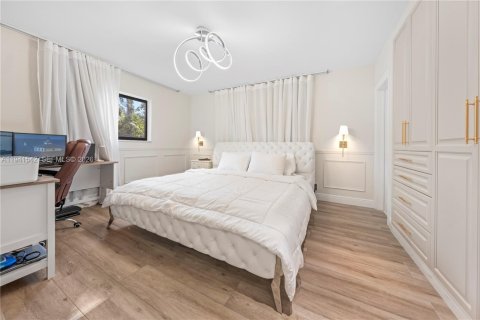 Villa ou maison à vendre à Hollywood, Floride: 3 chambres, 141.77 m2 № 1998879 - photo 22