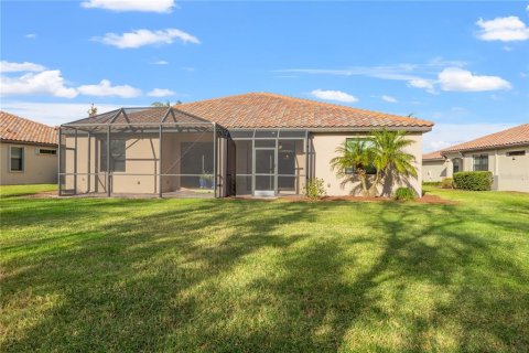 House in Venice, Florida 3 bedrooms, 131.92 sq.m. № 2259000 - photo 25
