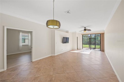 House in Venice, Florida 3 bedrooms, 131.92 sq.m. № 2259000 - photo 6