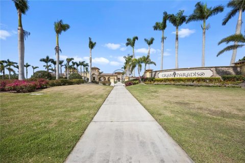 House in Venice, Florida 3 bedrooms, 131.92 sq.m. № 2259000 - photo 28