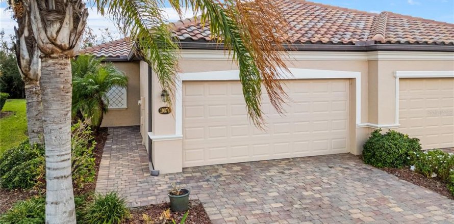 House in Venice, Florida 3 bedrooms, 131.92 sq.m. № 2259000
