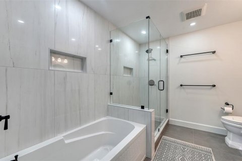 Copropriété à vendre à Sarasota, Floride: 3 chambres, 184.13 m2 № 2398922 - photo 26