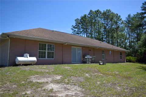 House in Ocala, Florida 3 bedrooms, 221.01 sq.m. № 2102030 - photo 24