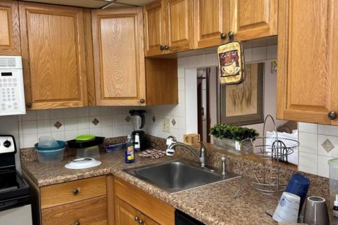 Copropriété à louer à Lauderdale Lakes, Floride: 1 chambre, 71.35 m2 № 2282201 - photo 5