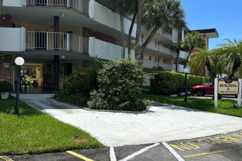 Condo à Lauderdale Lakes, Floride, 1 chambre  № 2282201