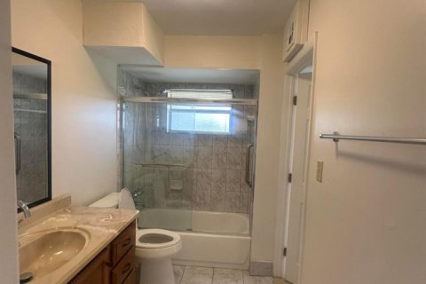 Copropriété à louer à Lauderdale Lakes, Floride: 1 chambre, 71.35 m2 № 2282201 - photo 12
