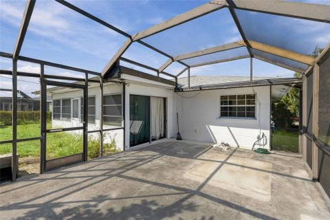House in Venice, Florida 2 bedrooms, 91.6 sq.m. № 2396293 - photo 23
