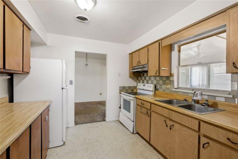 House in Venice, Florida 2 bedrooms, 91.6 sq.m. № 2396293 - photo 10