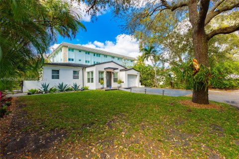 Villa ou maison à vendre à Coral Gables, Floride: 3 chambres, 166.39 m2 № 2031990 - photo 3