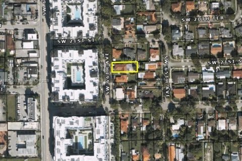 Terreno en venta en West Miami, Florida № 1974707 - foto 3