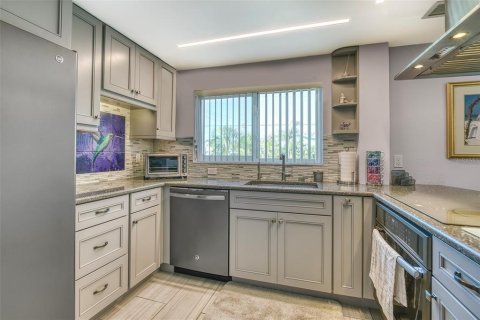 Condominio en venta en Holmes Beach, Florida, 2 dormitorios, 132.94 m2 № 1662451 - foto 12
