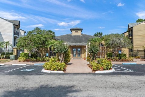 Condominio en alquiler en Orlando, Florida, 1 dormitorio, 48.87 m2 № 1815780 - foto 15