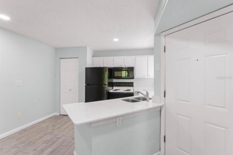 Condominio en alquiler en Orlando, Florida, 1 dormitorio, 48.87 m2 № 1815780 - foto 5