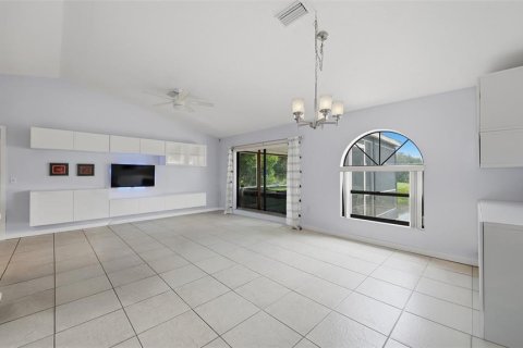 Villa ou maison à vendre à Sarasota, Floride: 3 chambres, 115.57 m2 № 2234672 - photo 10