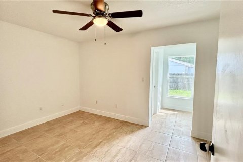 House in Orlando, Florida 3 bedrooms, 97.08 sq.m. № 2394419 - photo 20