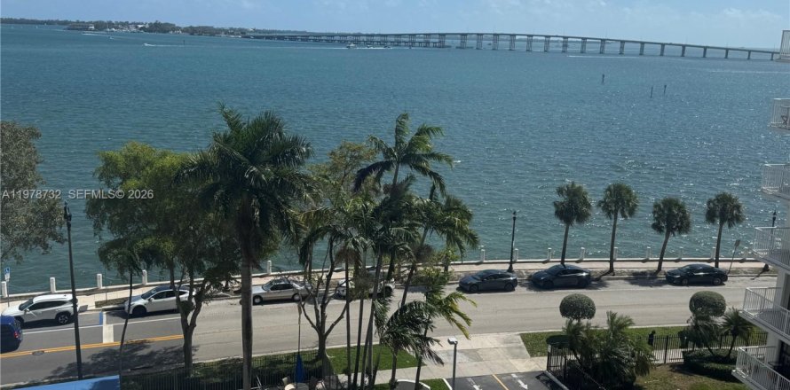 Condo in Miami, Florida, 1 bedroom  № 2044501