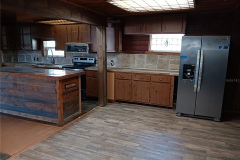 House in Clearwater, Florida 3 bedrooms, 114.08 sq.m. № 1551608 - photo 13