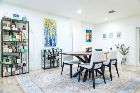 Villa ou maison à vendre à Miami, Floride: 3 chambres, 182.09 m2 № 2055596 - photo 6