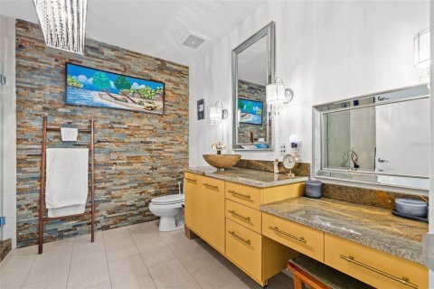 Купить кондоминиум в Сент-Питерсберг, Флорида 4 комнаты, 125.42м2, № 2142644 - фото 23
