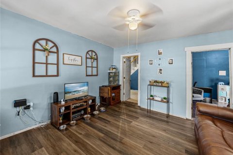 Casa en venta en Dade City, Florida, 3 dormitorios, 168.34 m2 № 1885525 - foto 14