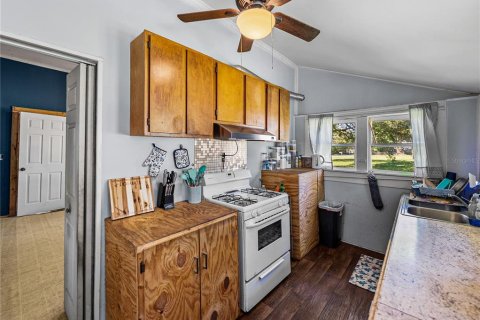 Casa en venta en Dade City, Florida, 3 dormitorios, 168.34 m2 № 1885525 - foto 19