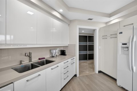 Copropriété à louer à Aventura, Floride: 3 chambres, 189.52 m2 № 2026407 - photo 15