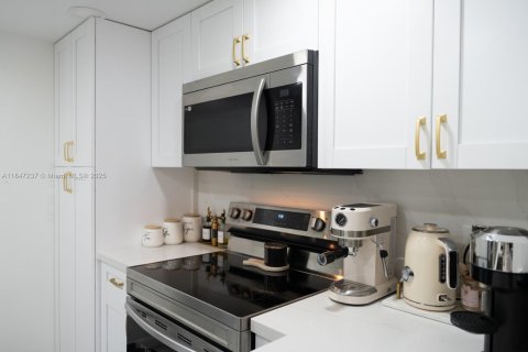 Appartement à louer à Miami, Floride: 2 chambres, 84.54 m2 № 1845718 - photo 20