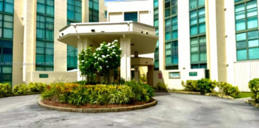 Appartement à Miami, Floride 2 chambres, 84.54 m2 № 1845718